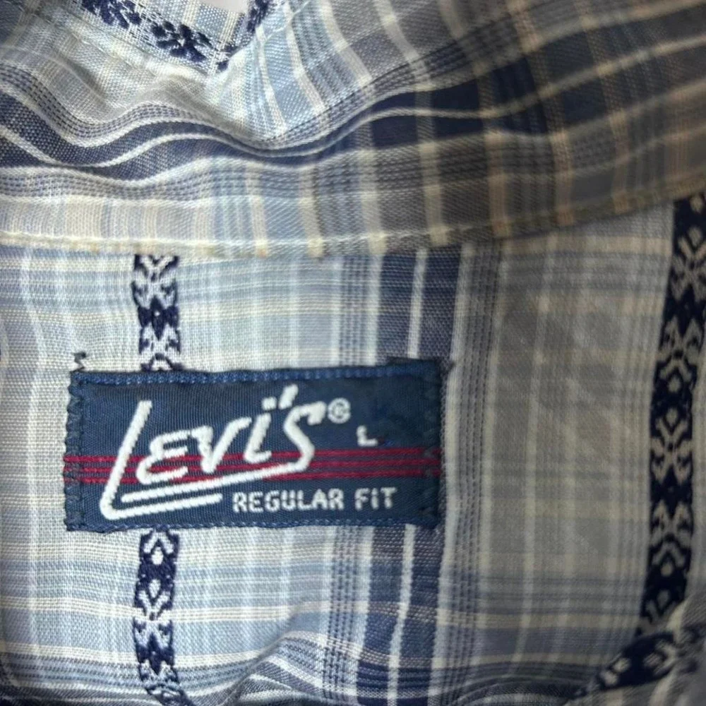 Levi's blue plaid button up shirt Size L  Short Sleeve Western Plaid Pearl‎ Snap